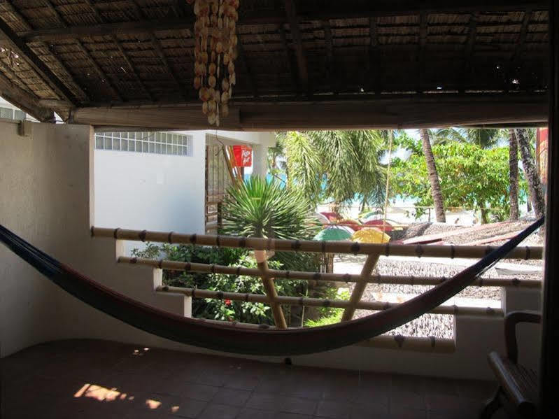 Bamboo Bungalows Resthouse Balabag  Exterior photo